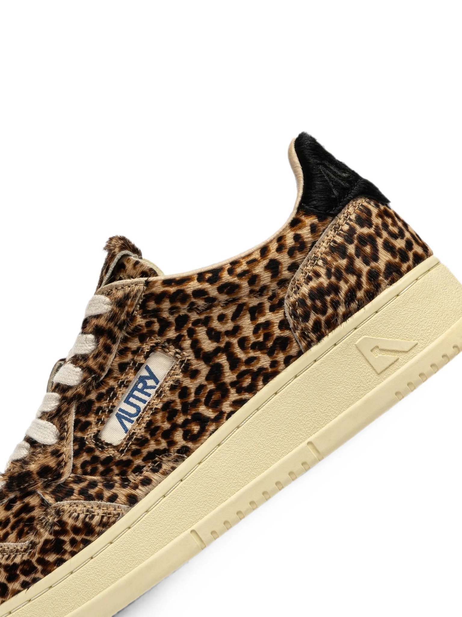 [AUTRY] Sneakers FW26 AULWJA04