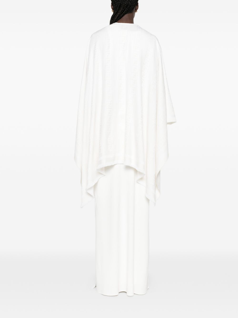 [Fendi] Cape FW26 FXX121B13SF0NH8