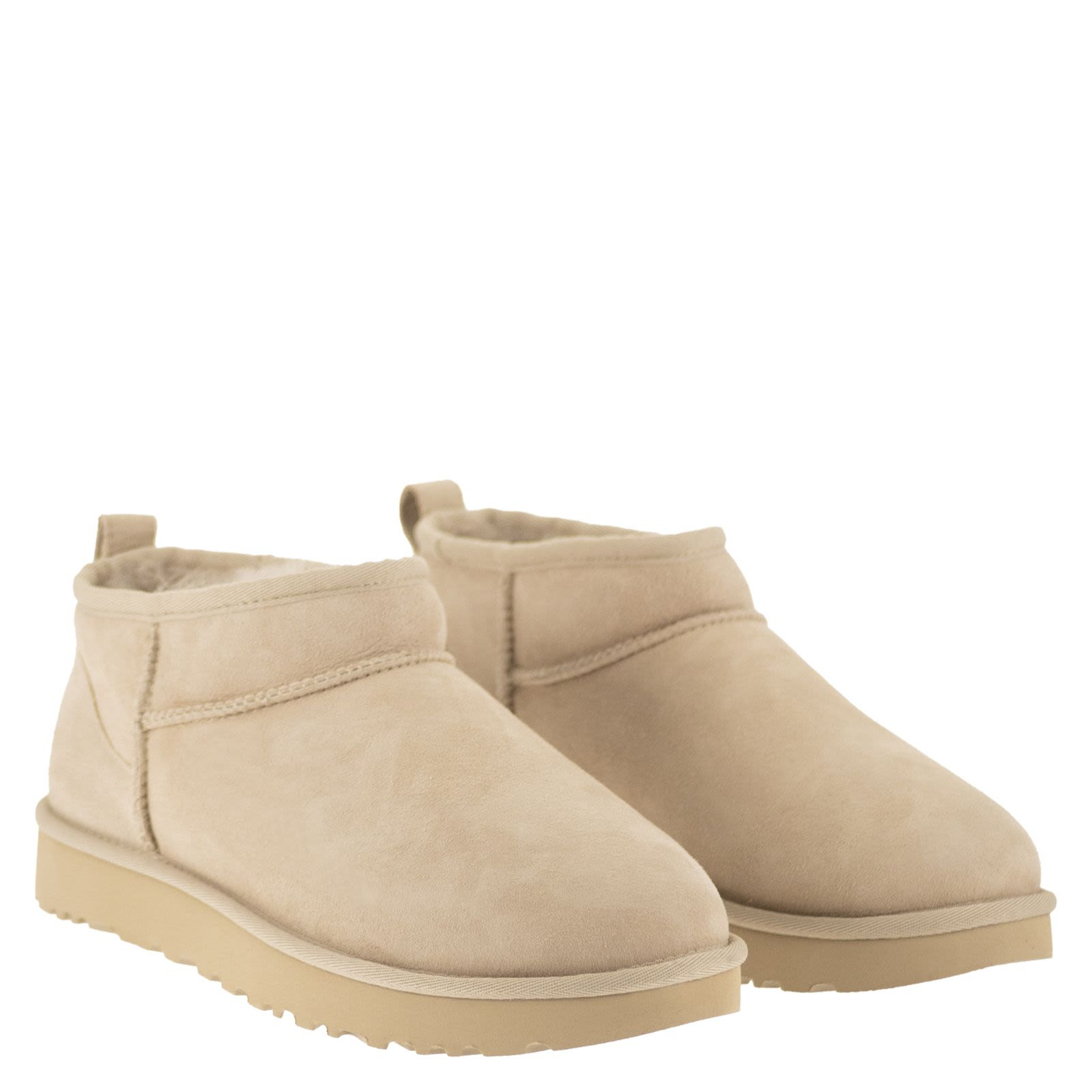 [UGG] Ankle Boots FW26 1116109 MNL