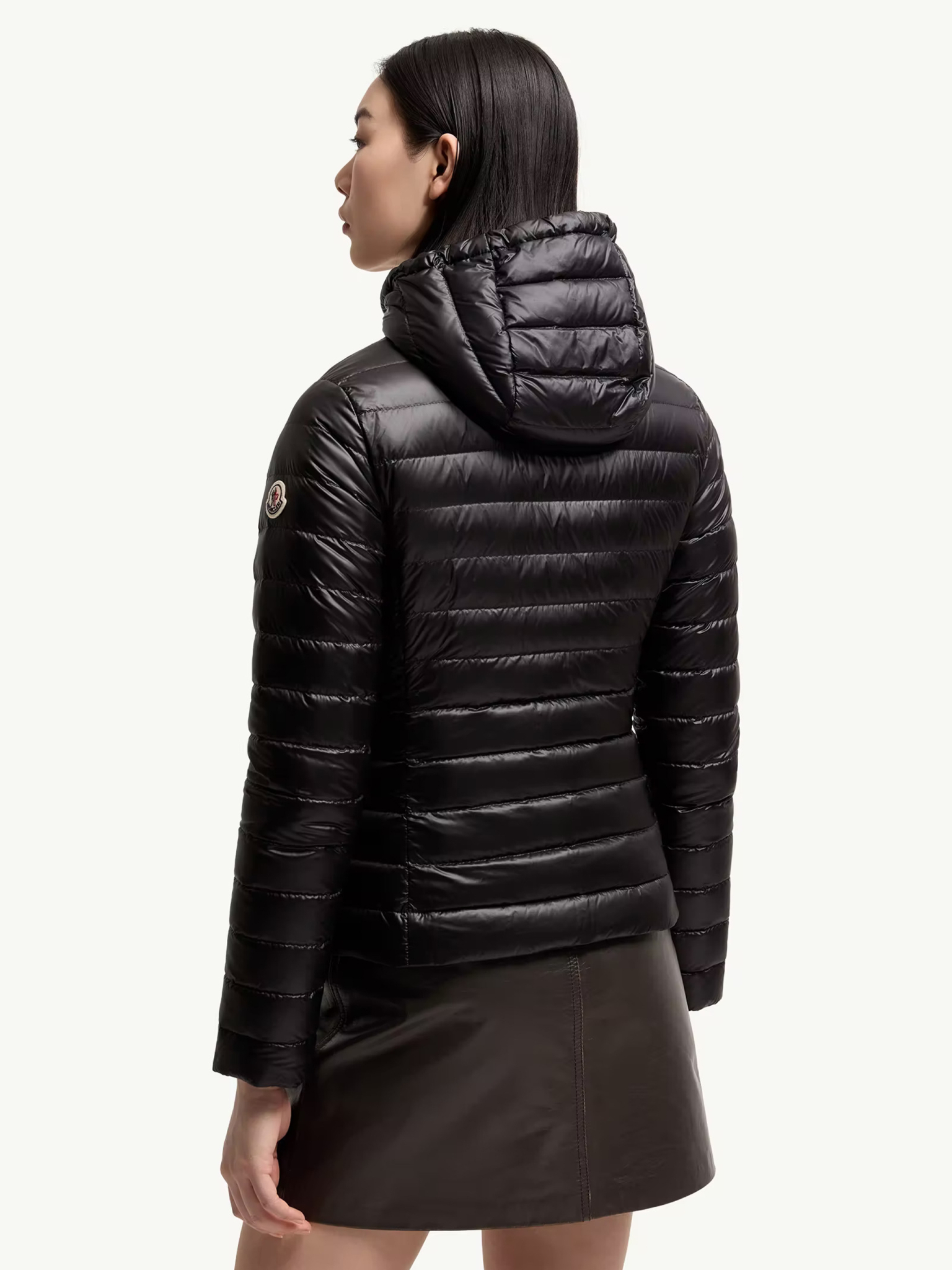 [Moncler] Down jacket FW26 L20931A00092597YG999