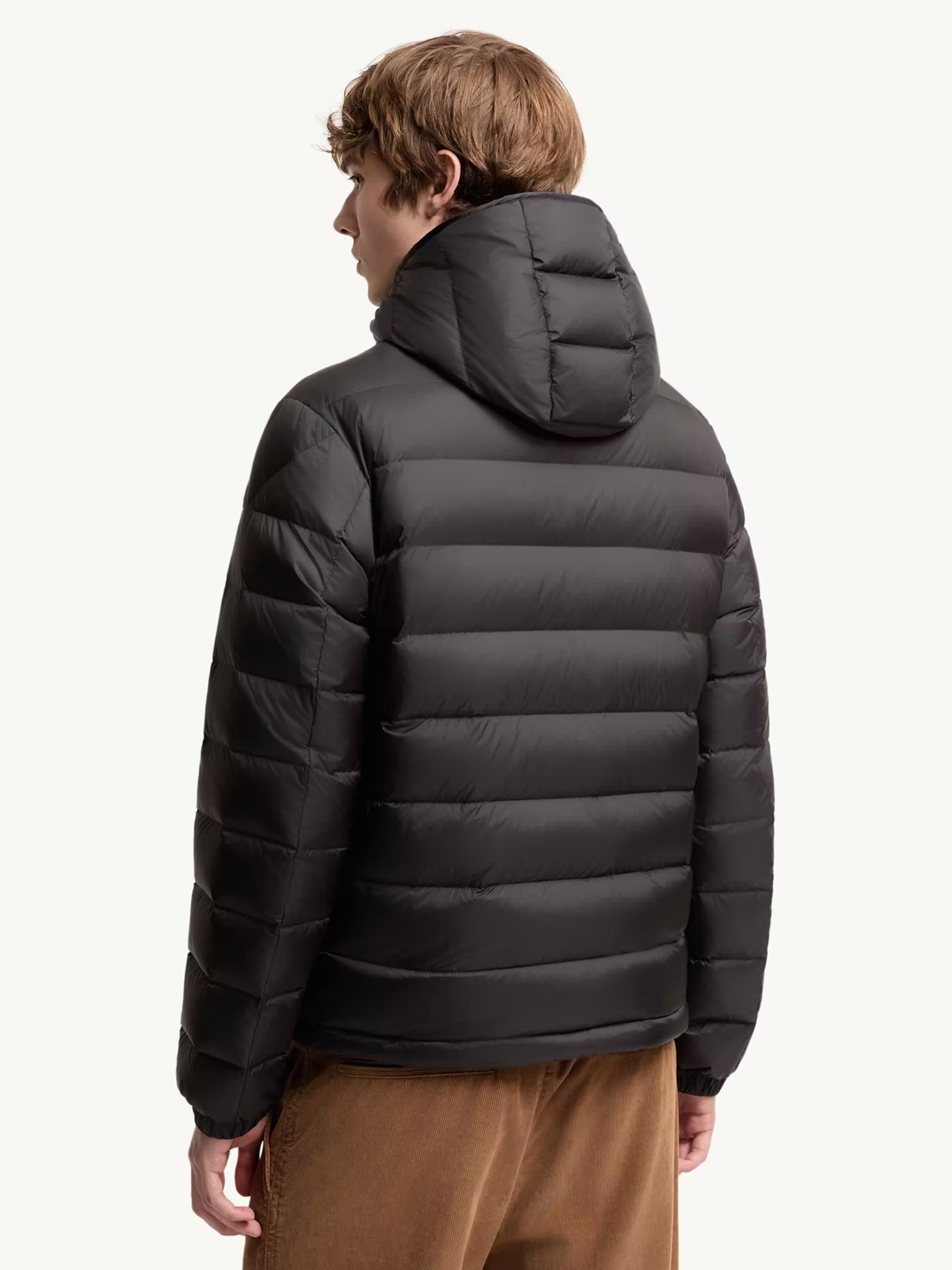 [Moncler] Down Jacket FW26 L20911A00004599Q0999