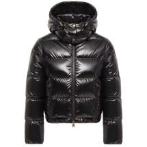 [Moncler] Down jacket FW26 L20931A00031597EU999
