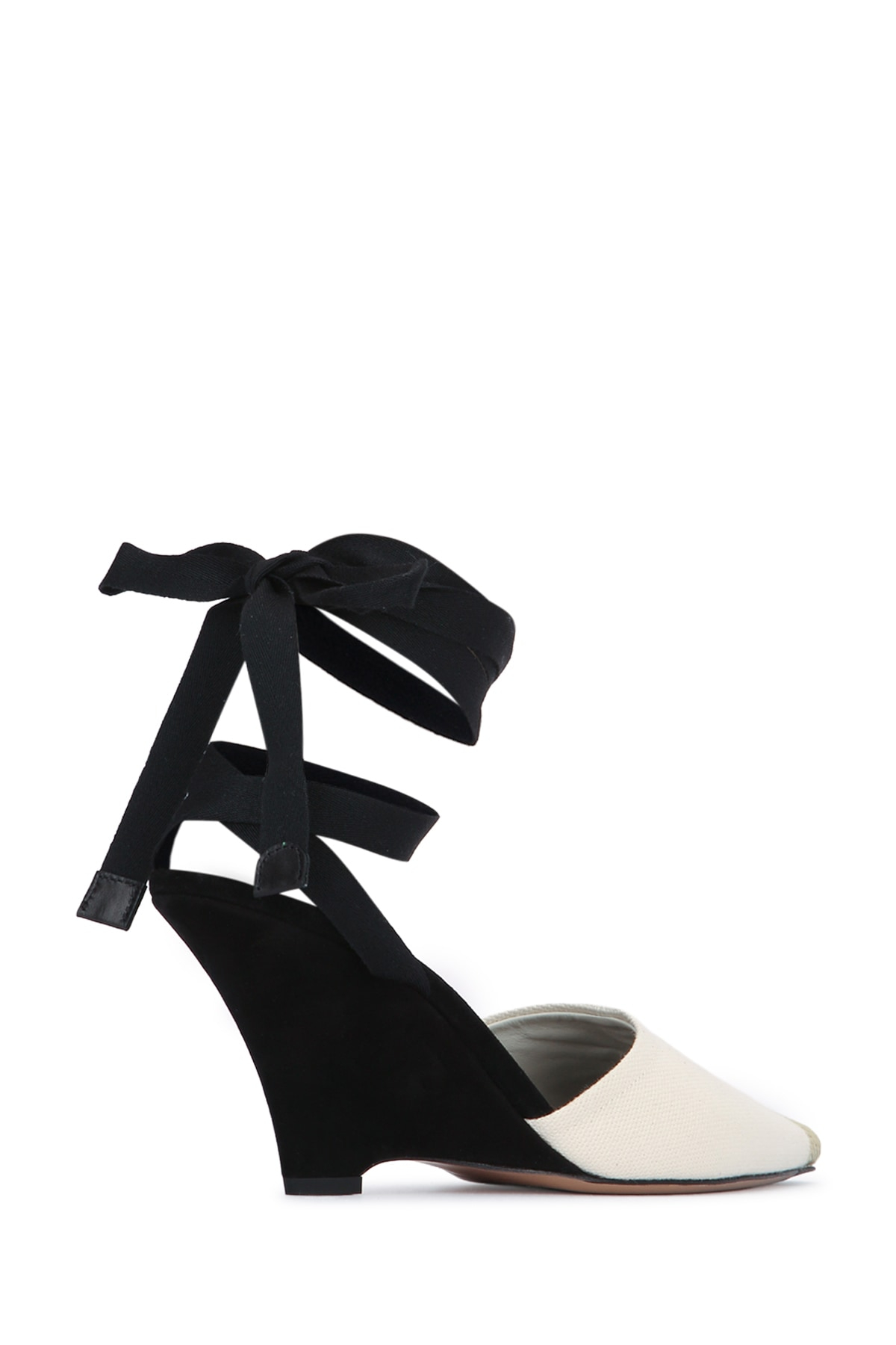 [JACQUEMUS] Flat shoes SS26 FOW00196AW00255 130