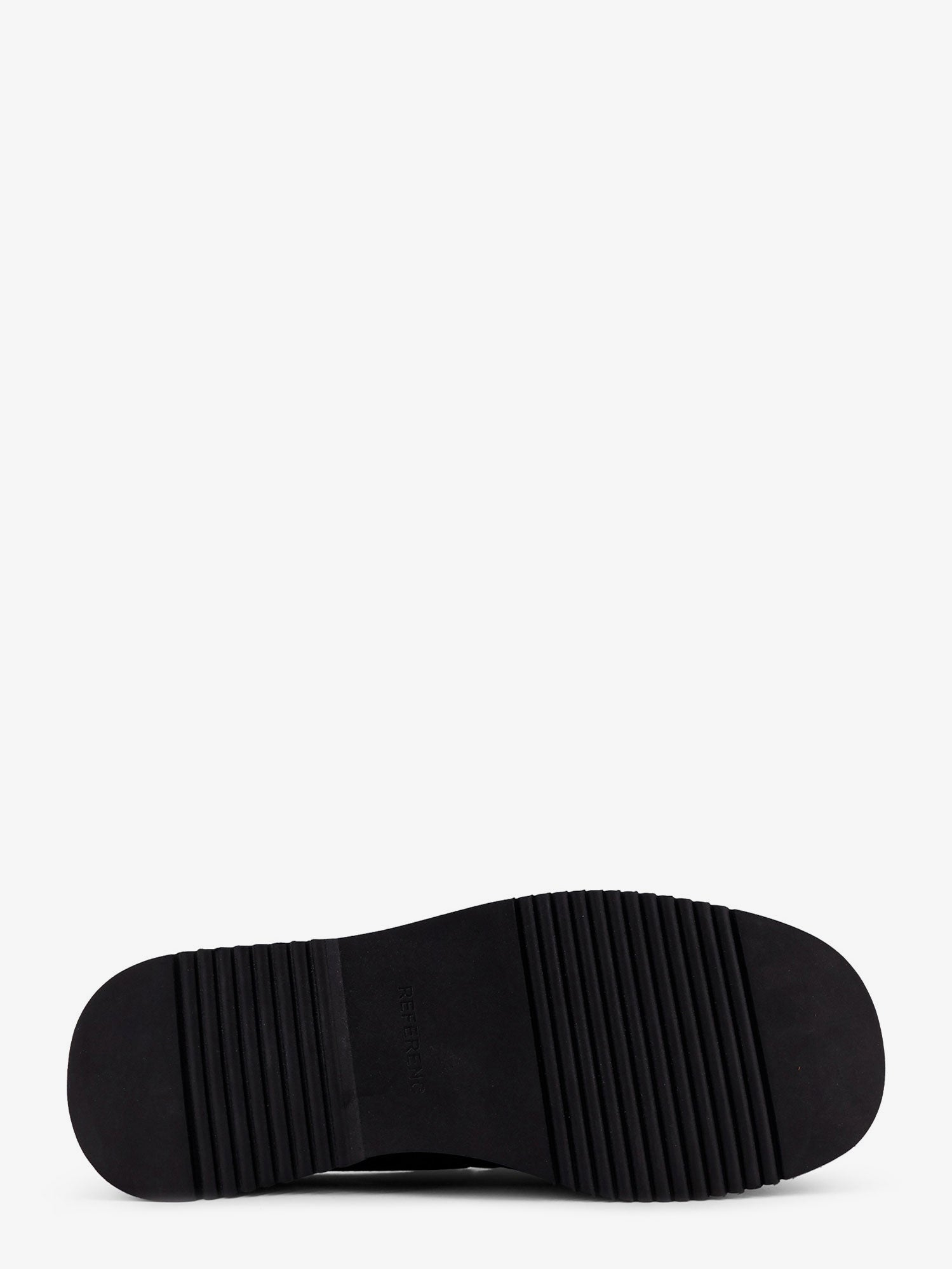 [REFERENCE] Mules SS26 253303959