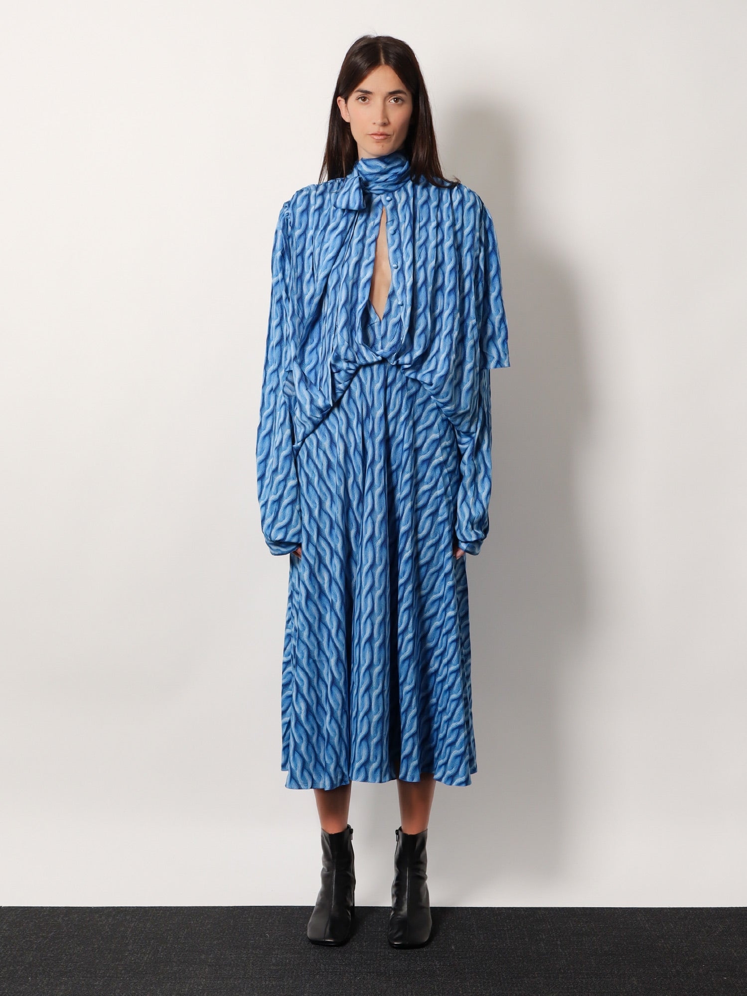 [Balenciaga] Long sleeve dress SS26 814150TRLB4_4011