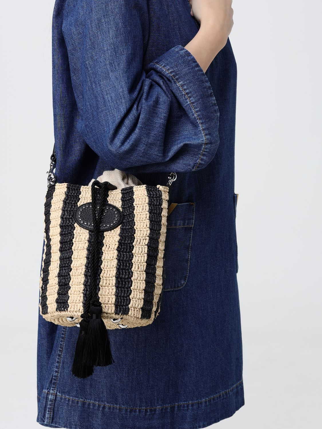 [Valentino Garavani] Cross body bag SS26 WB0T03IXU C8K
