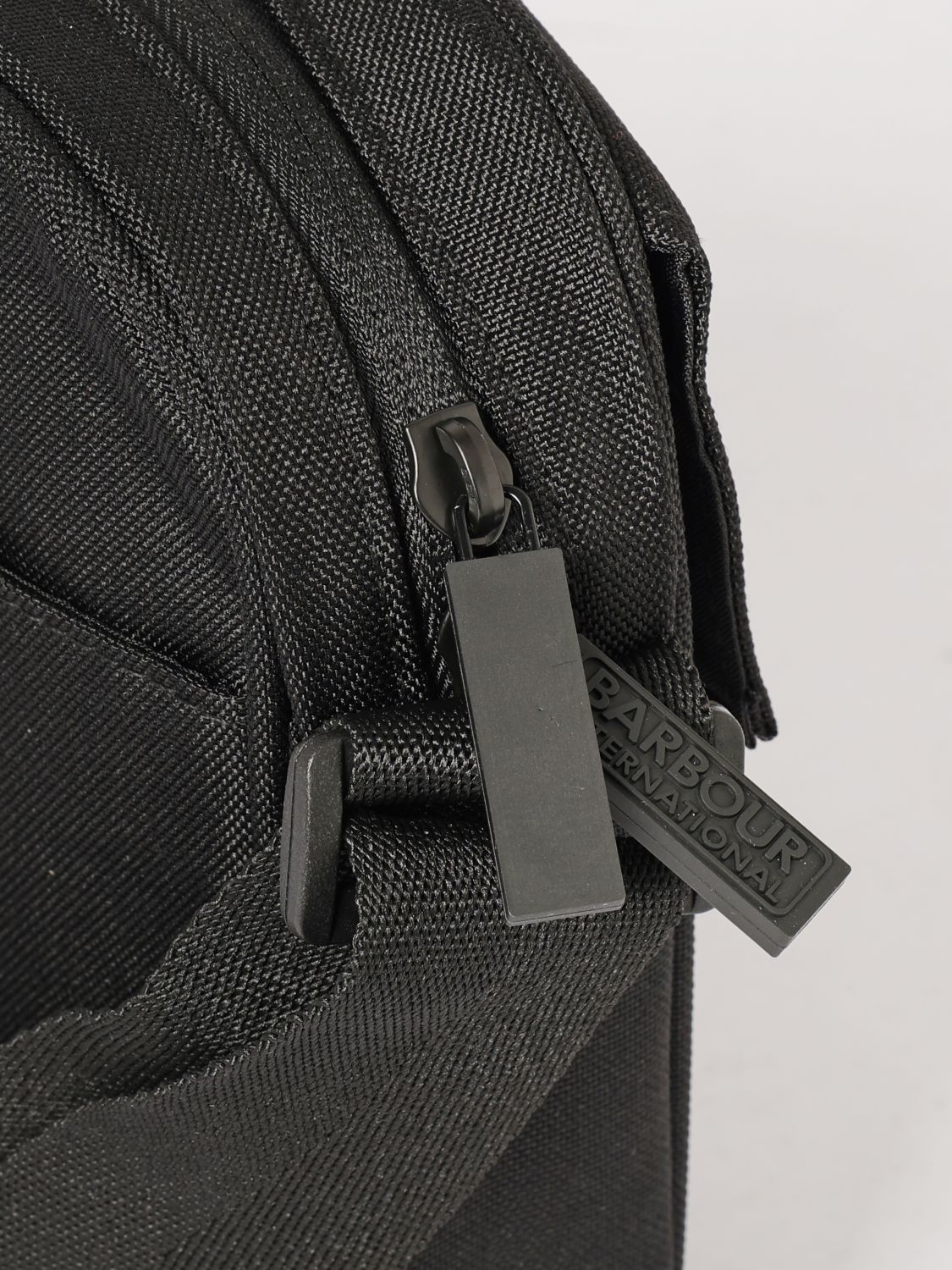 [Barbour] Cross body bag SS26 UBA0721 BK11