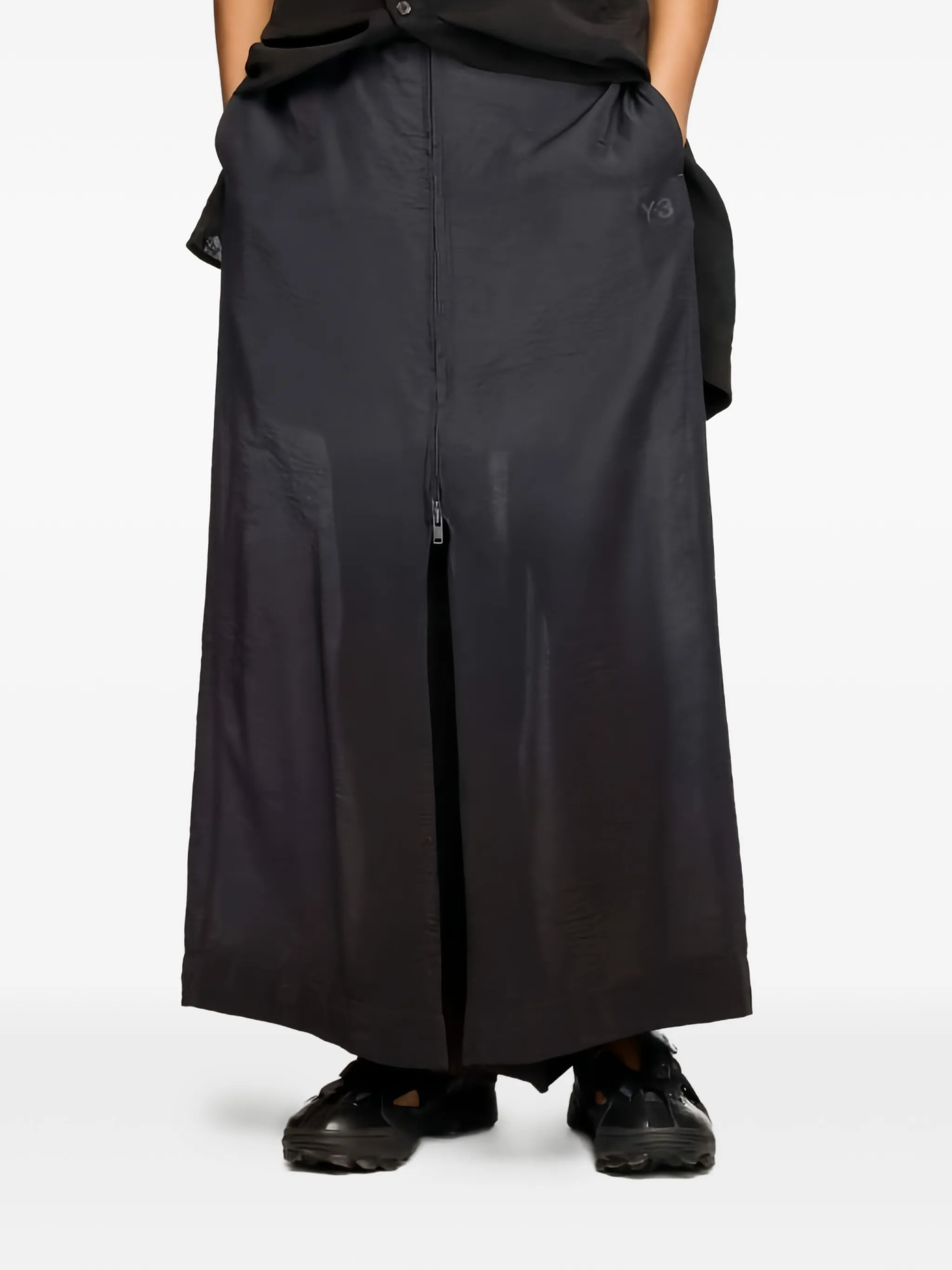 [Y-3] Trousers SS26 KS7659