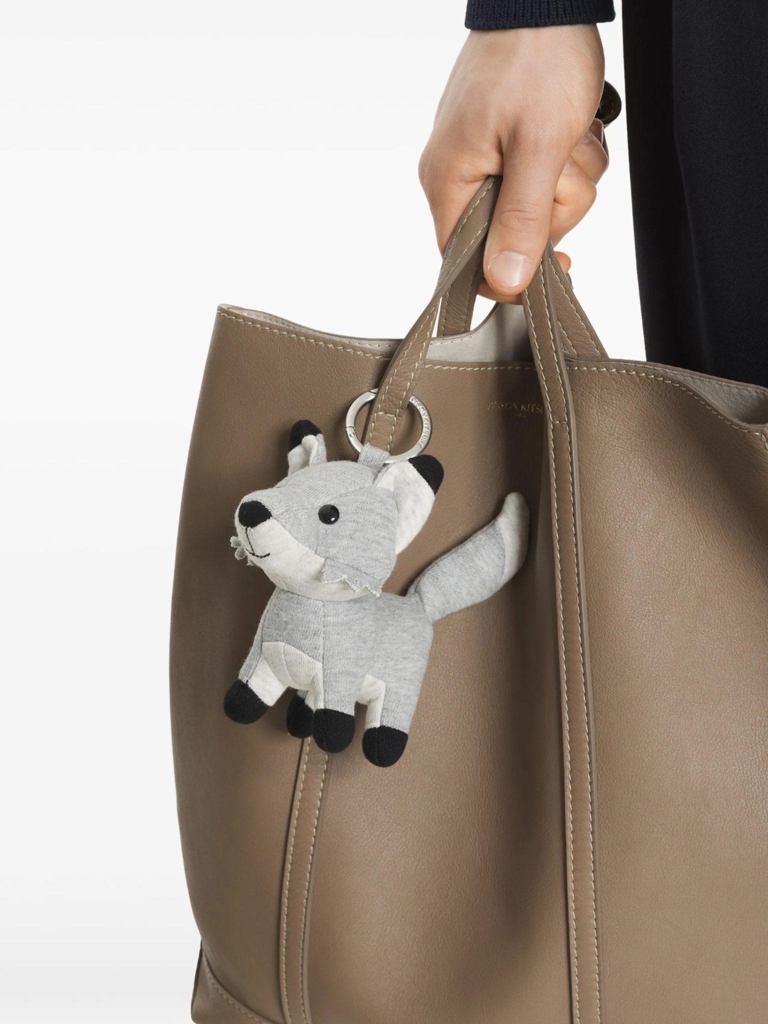 [MAISON KITSUNE] Keyring SS26 PW06902KMBIS3