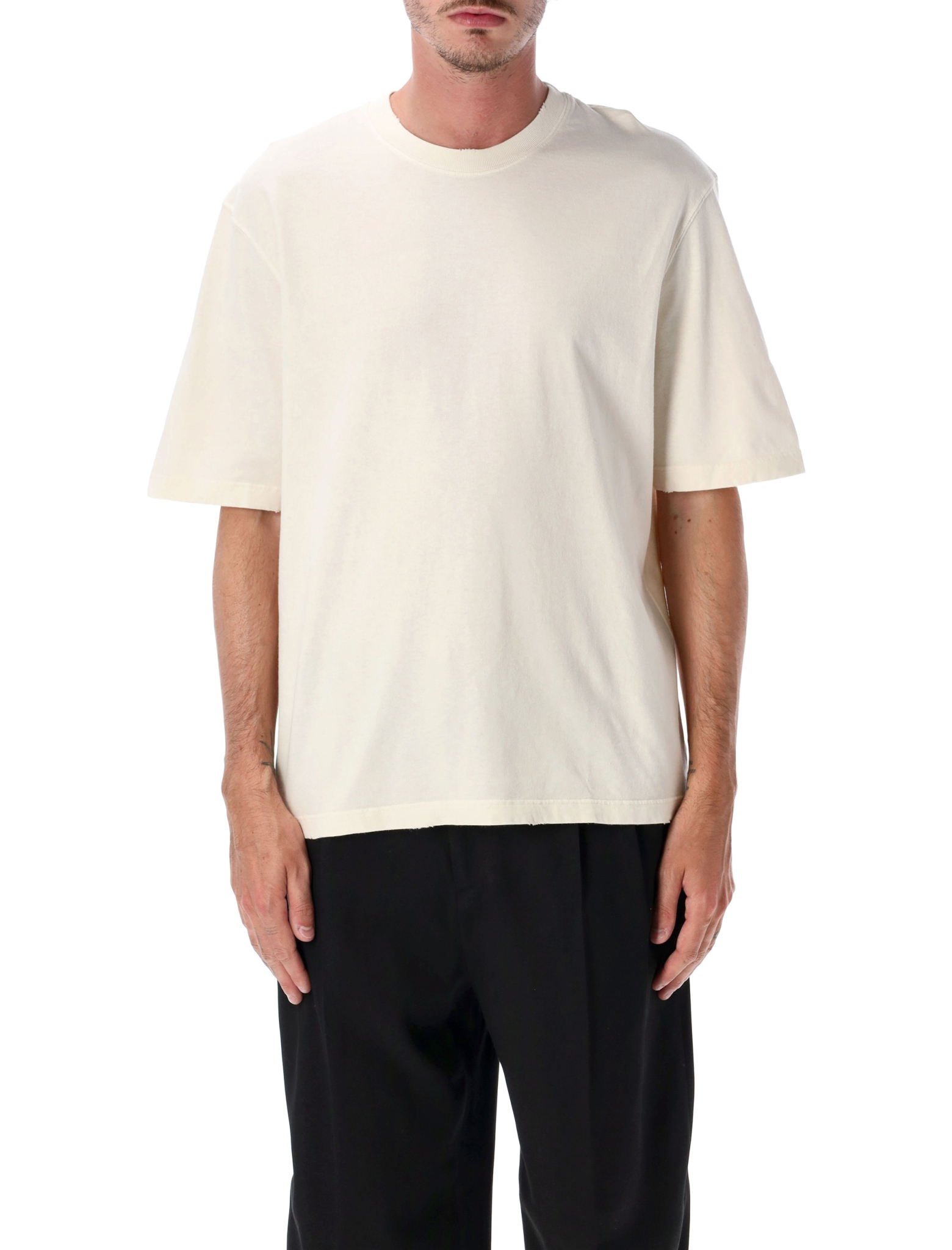 [Golden Goose] T-shirts Short Sleeve FW26 GUP01873P00157611560