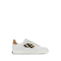 [Burberry] Sneakers FW26 8108654 A1464