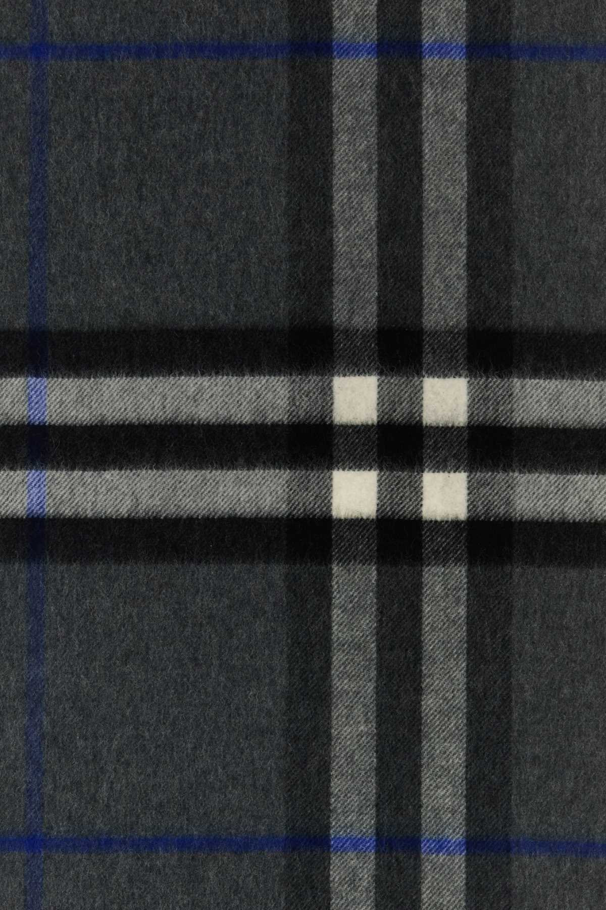 [Burberry] Scarf FW26 8112642 C3384