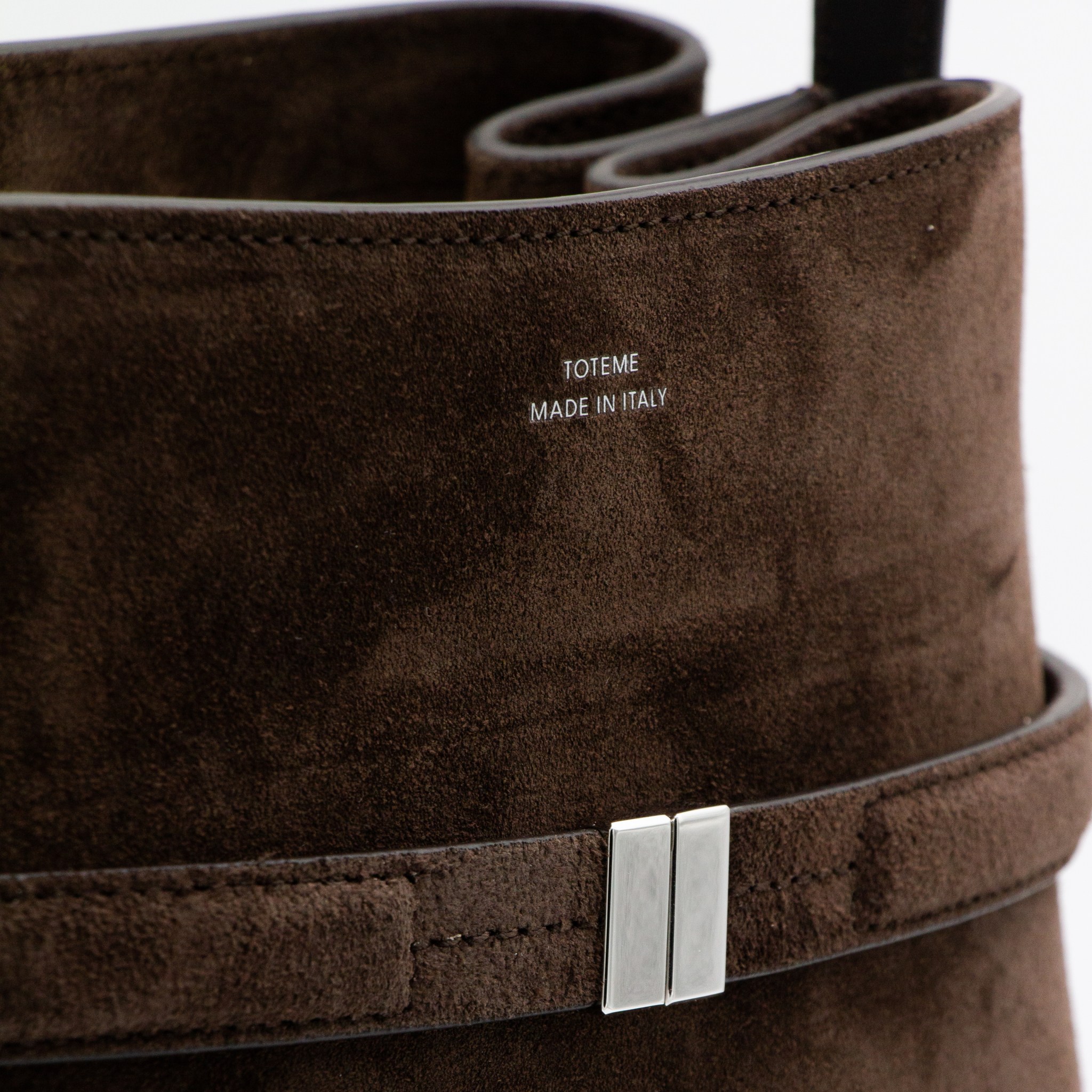 [TOTEME] Shoulder bag FW26 253WAL0048LE0004102