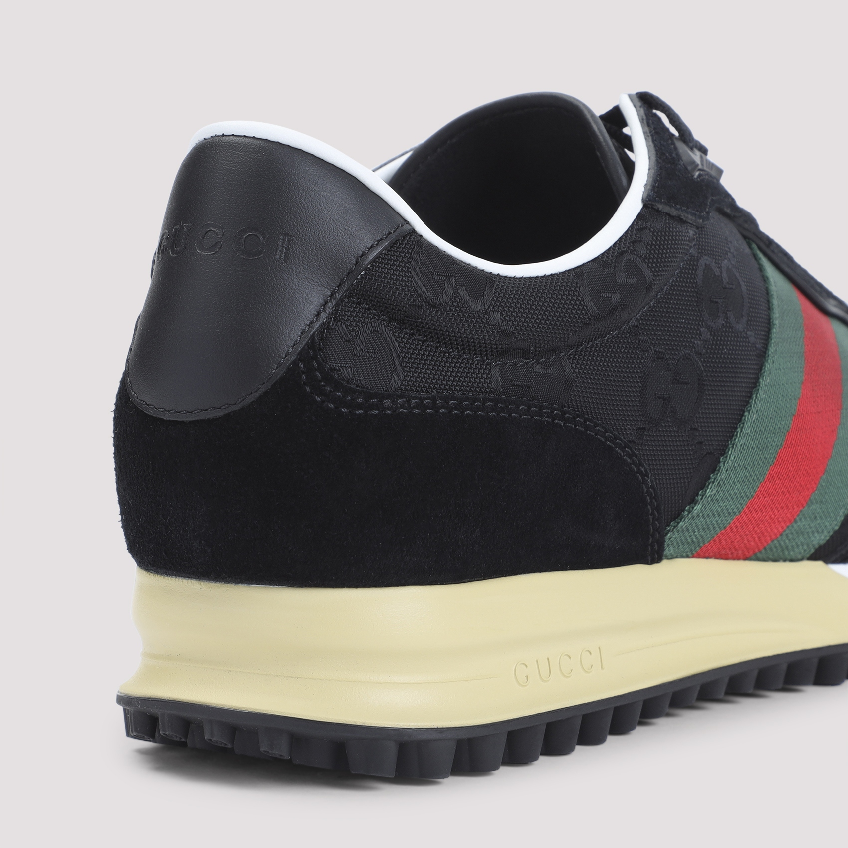 [Gucci] Sneakers FW26 832461.AAEW3