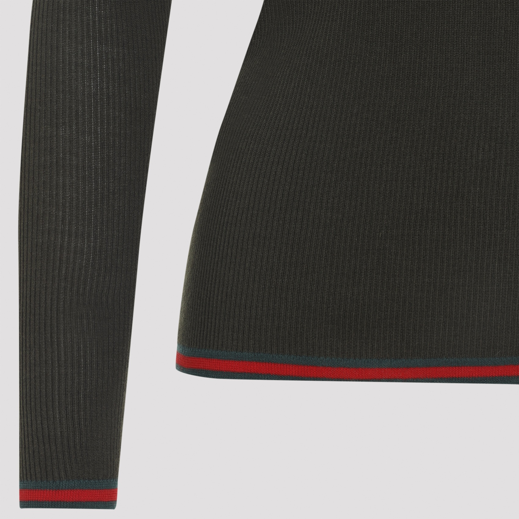 [Gucci] T-shirts Long Sleeve FW26 810315.XKD8J
