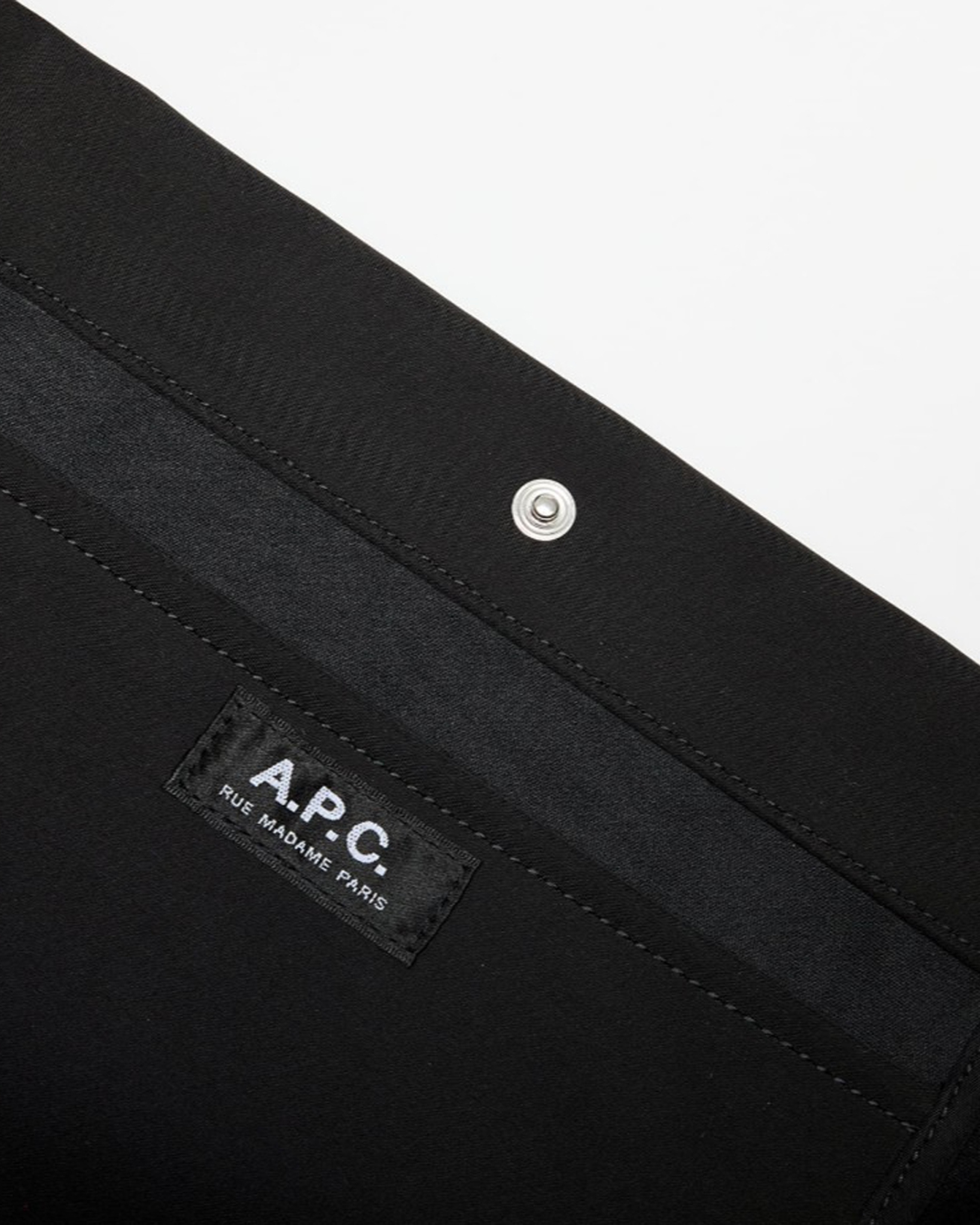 [A.P.C.] Shoulder bag FW26 PSAKR-M67010LZZ