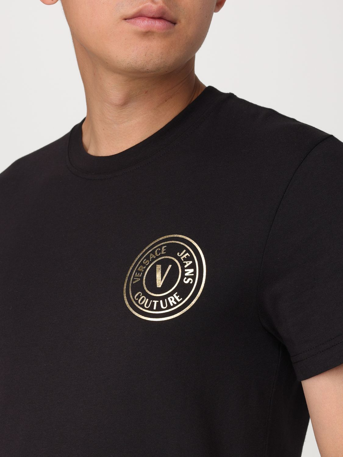 [VERSACE JEANS COUTURE] T-shirts Short Sleeve FW25 77GAHT00CJ00T 899