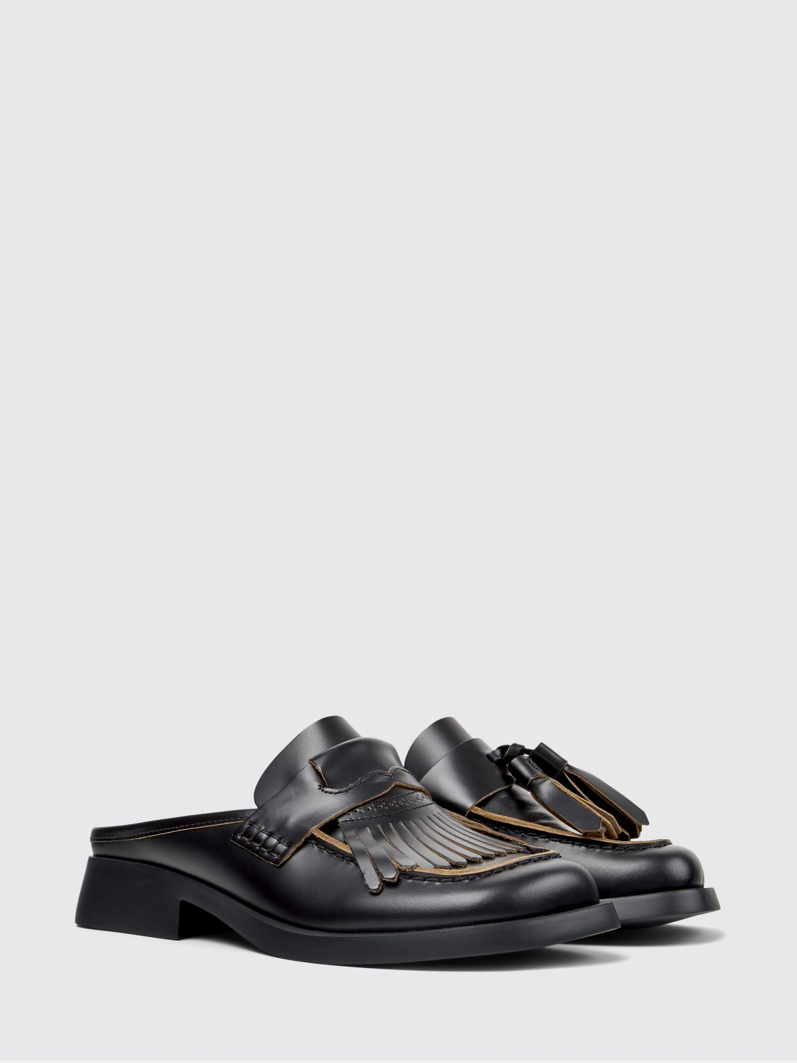 [CAMPER] Flat shoes SS26 K201890-001 TWINS 0