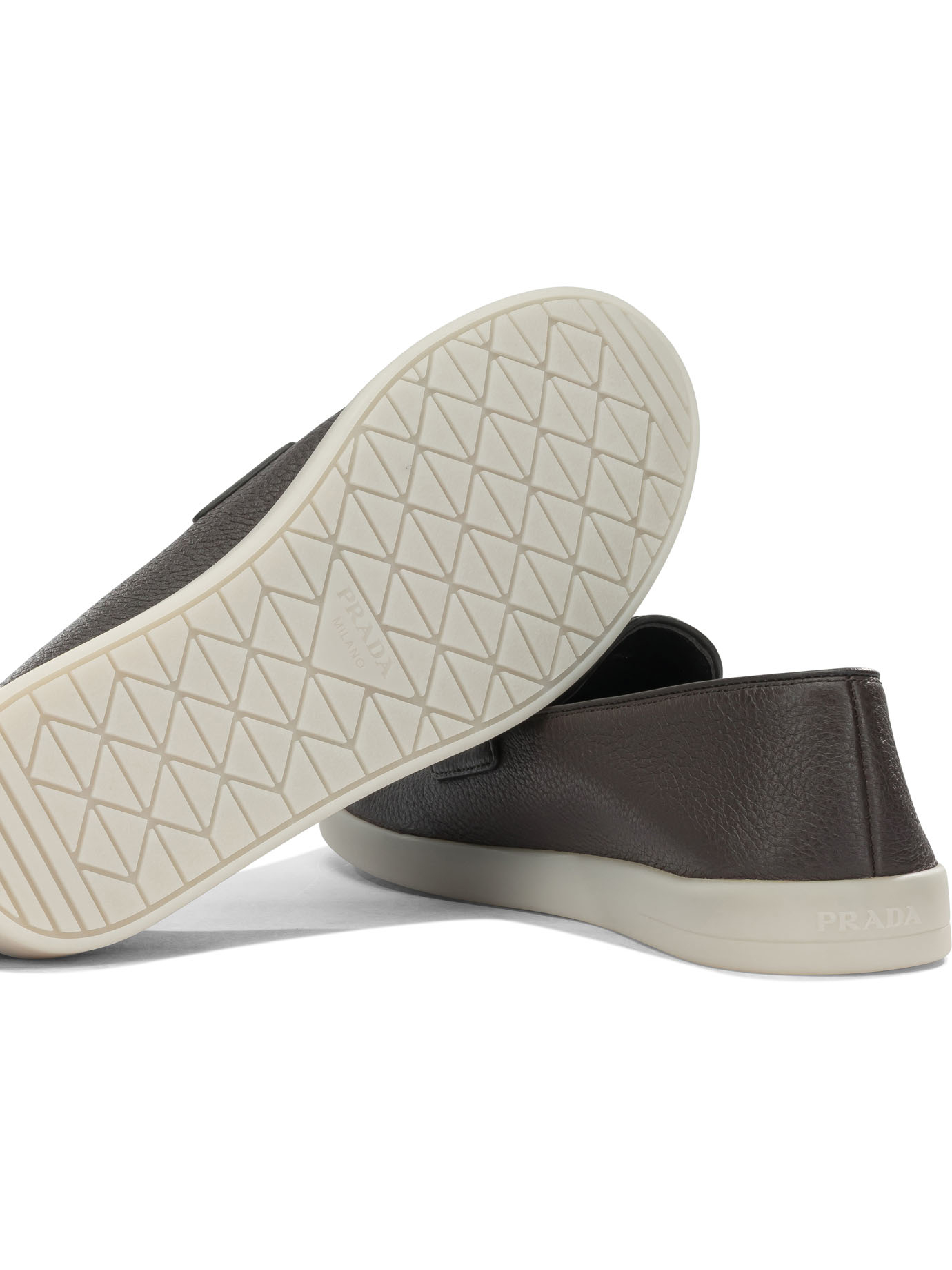 [Prada] Loafer FW26 2DG124013F0201 F G001