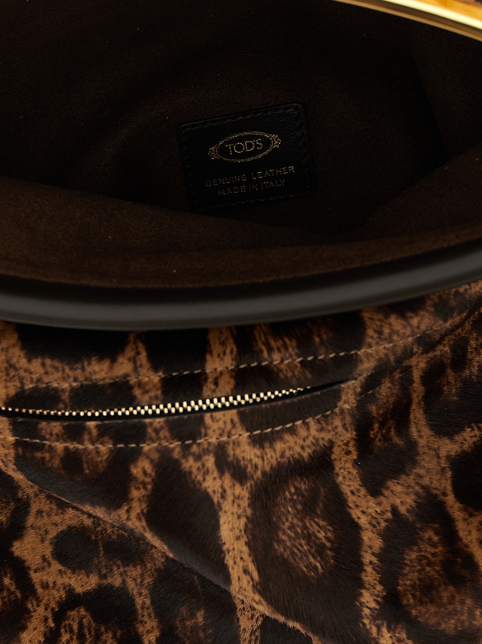 [Tod's] Shoulder bag FW25 XBWCRNW0200UJ42L47