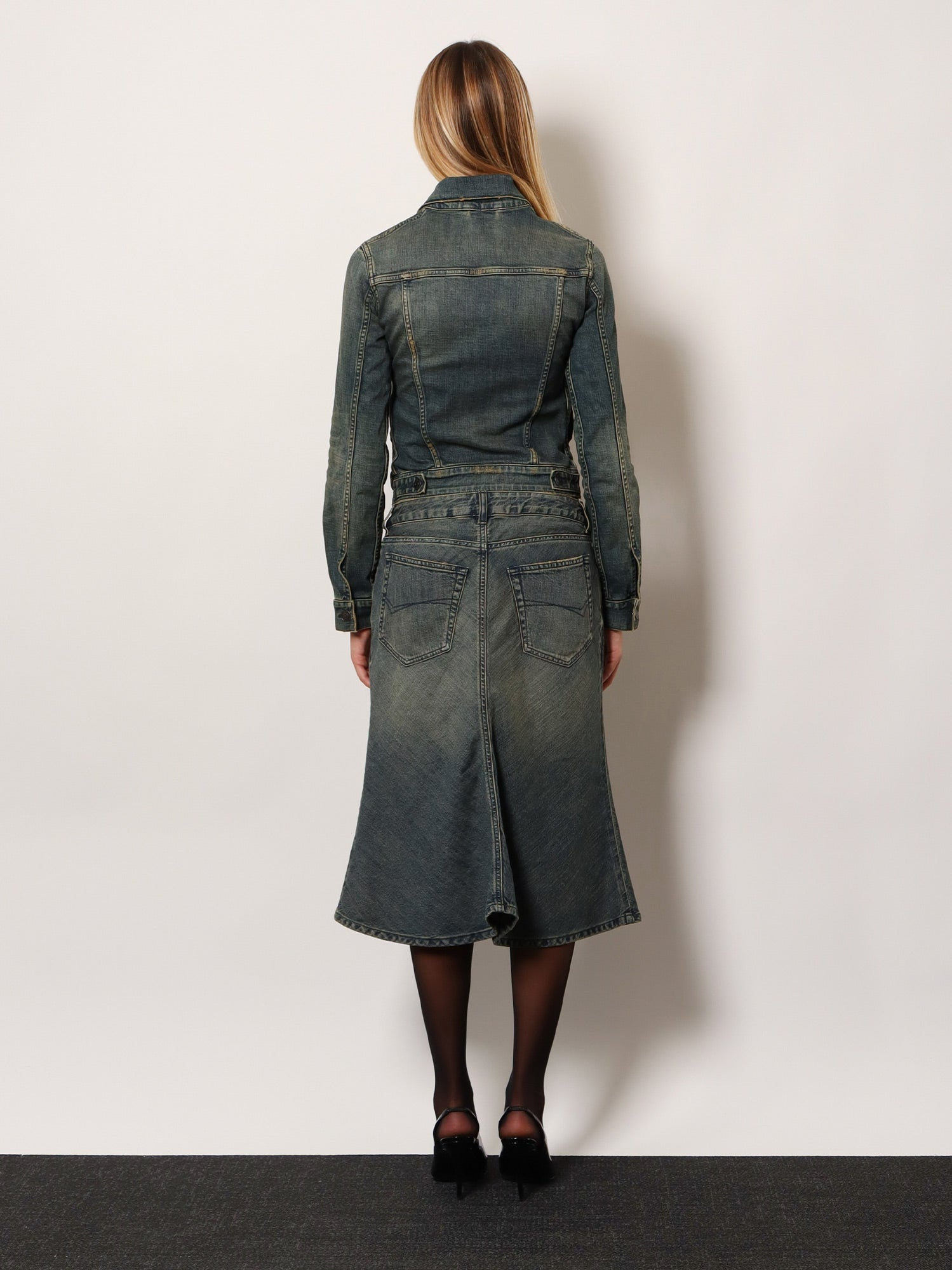 [Balenciaga] Midi skirt FW25 852330TTW763394