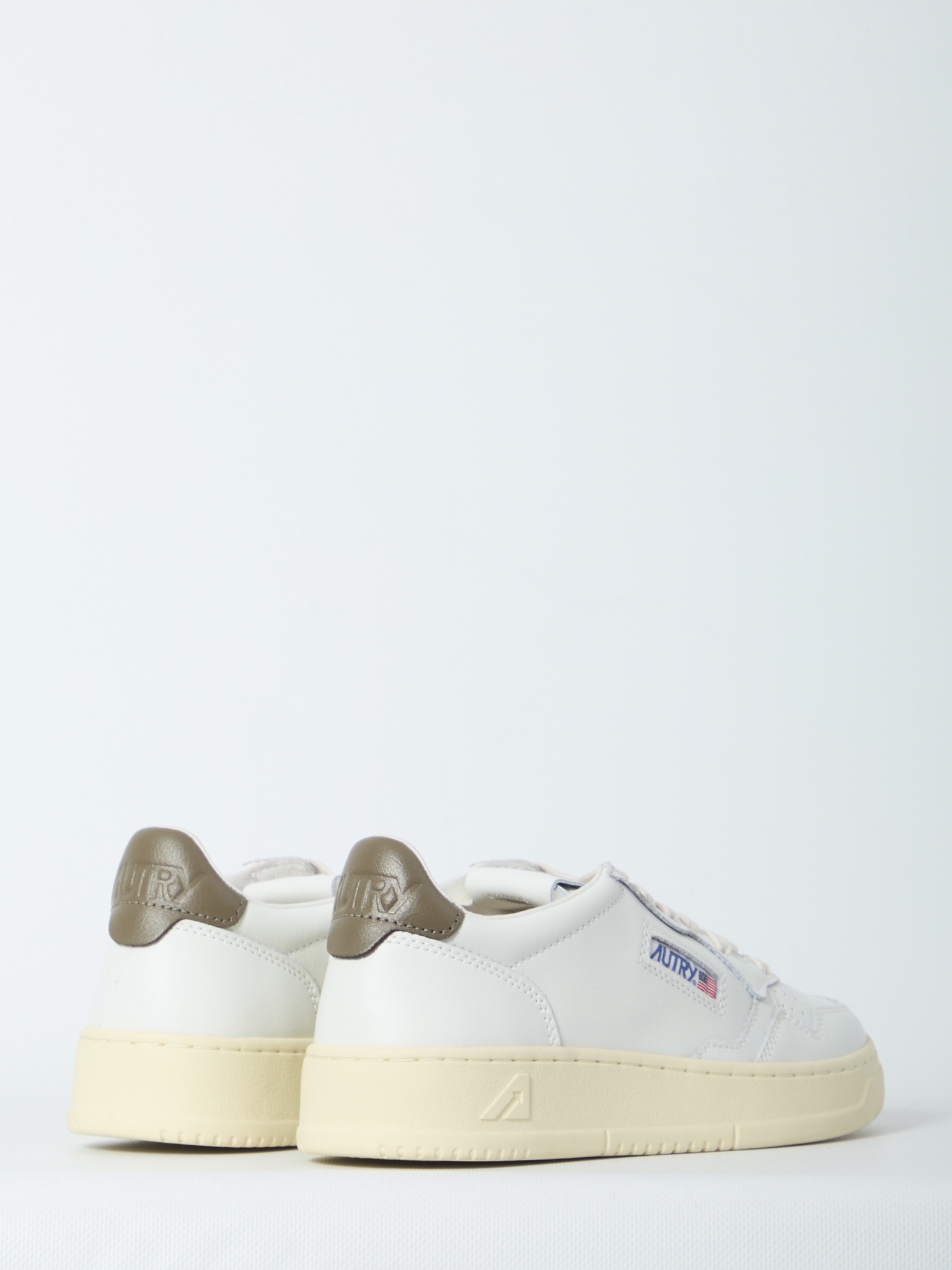 [AUTRY] Sneakers FW26 AULM_LL_28