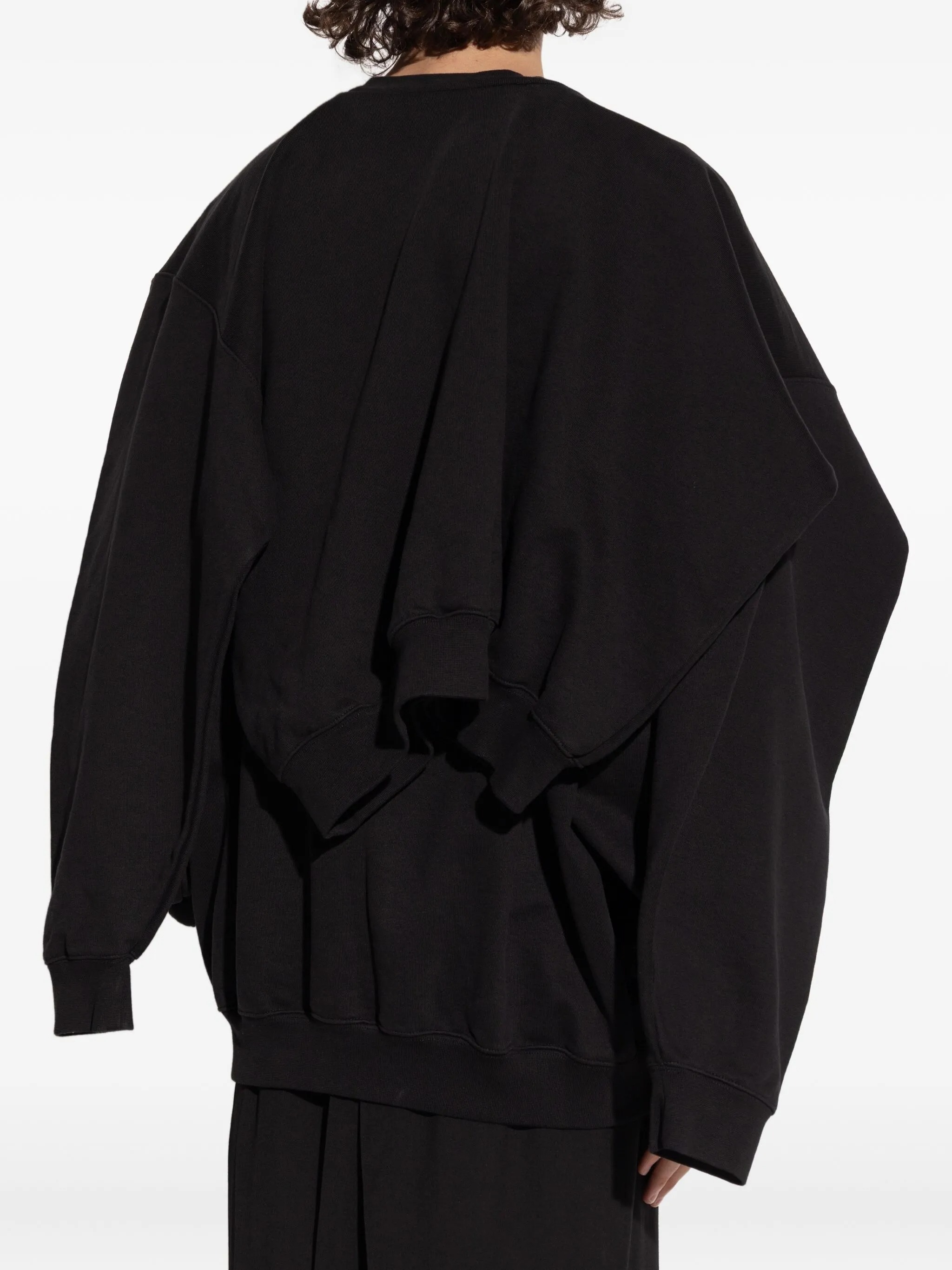 [Vetements] Sweatshirt FW25 UH76CW400B