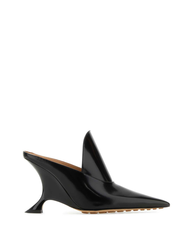 [Bottega Veneta] Pumps FW23 763828V28R0 1000