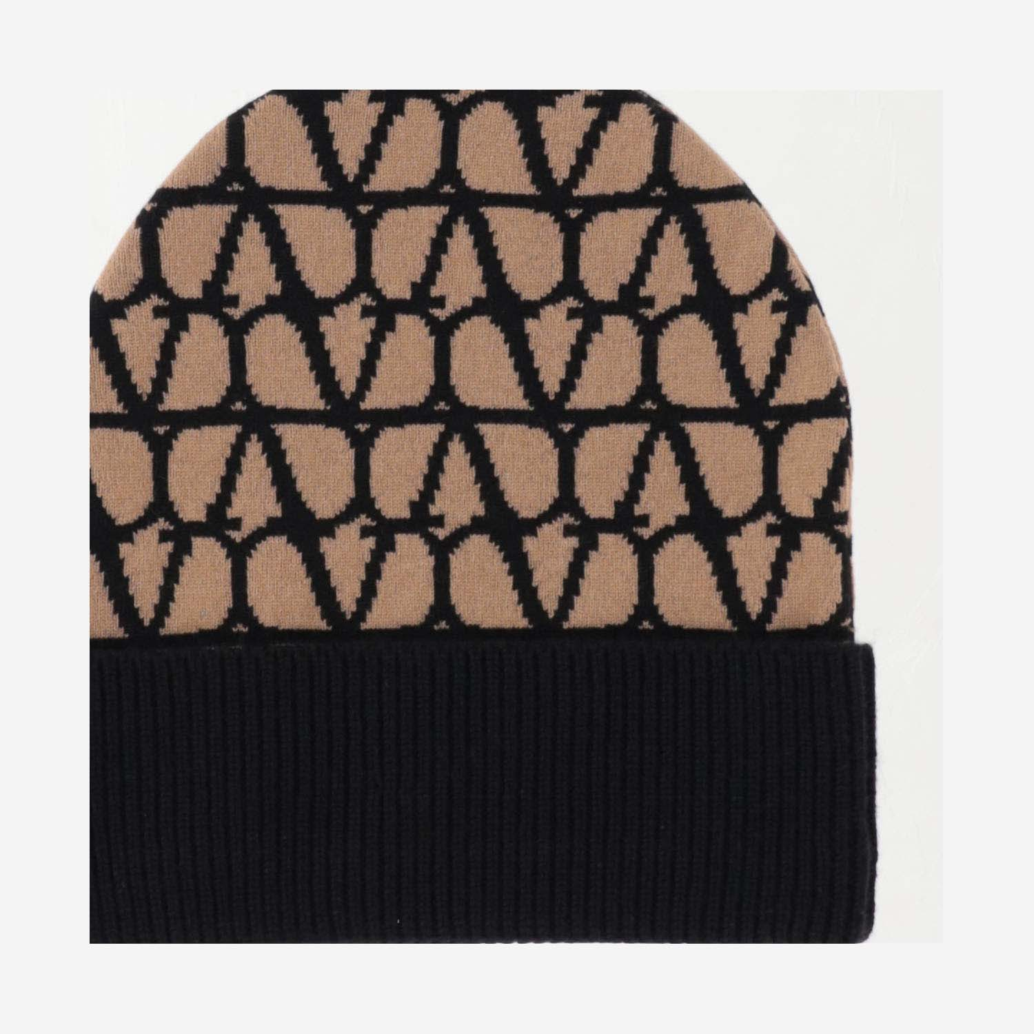 [Valentino Garavani] Beanie FW23 3W2HB01KYXYCNY