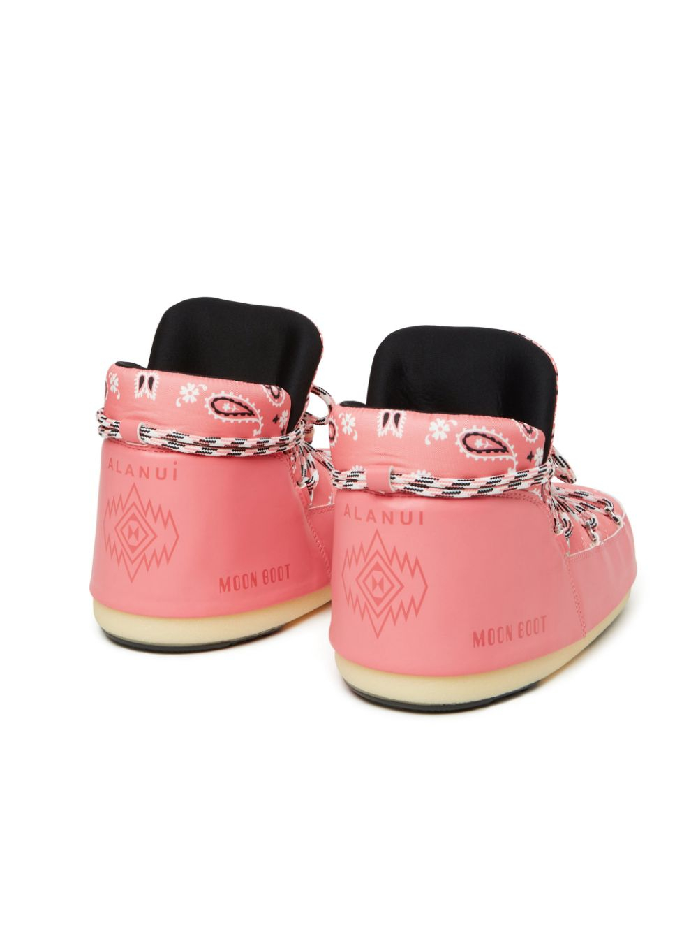 [Alanui] Ankle Boots FW22 LWIE003F22FAB0013085