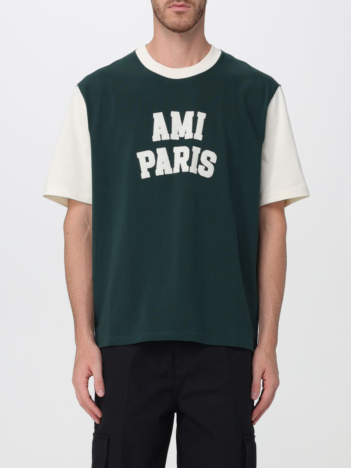 [Ami Paris] T-shirts Short Sleeve FW26 UTS418JE0272 A244
