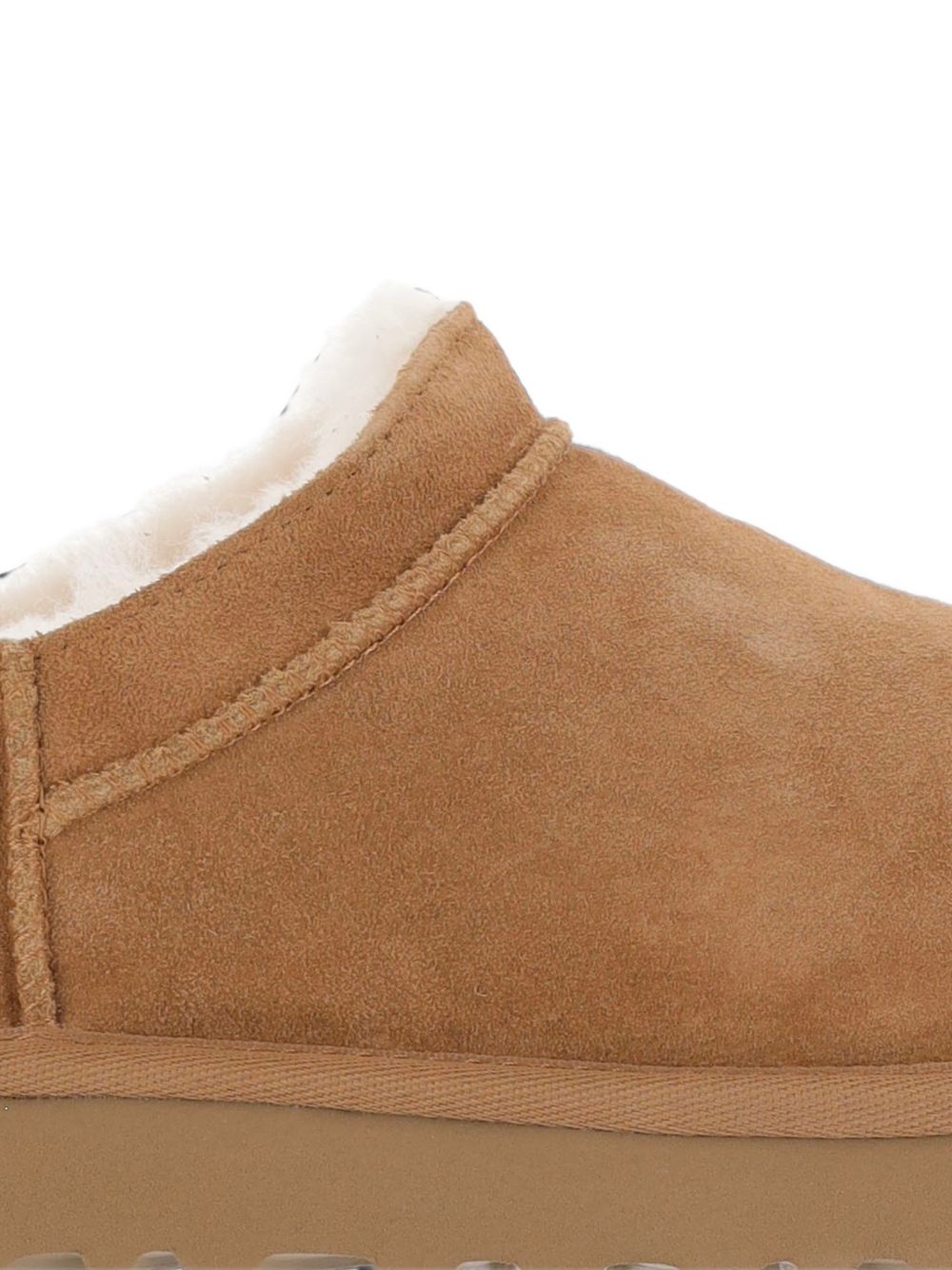 UGG 1173891 CHE