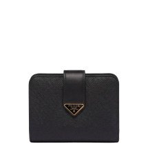 Small leather wallet