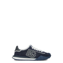 Sneakers with logo