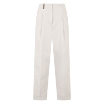 Trousers with pleats