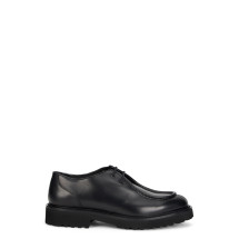 Casual lace-up shoes