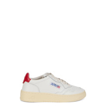 Sneakers with high sole