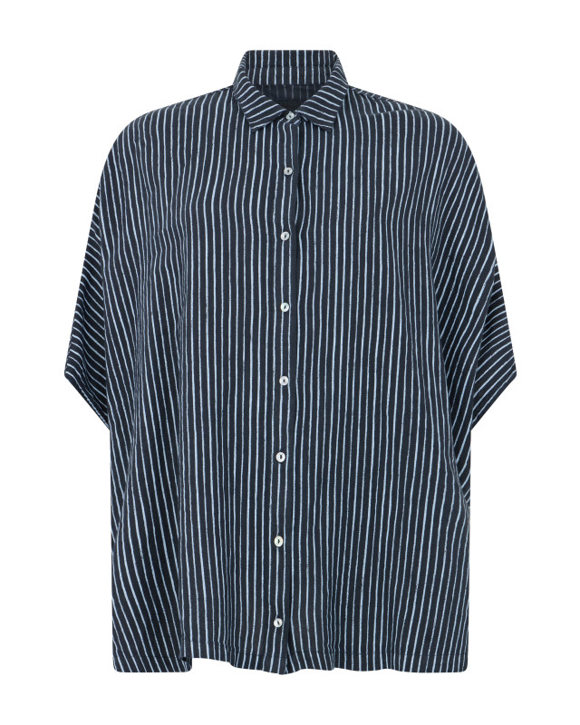 Loose linen shirt