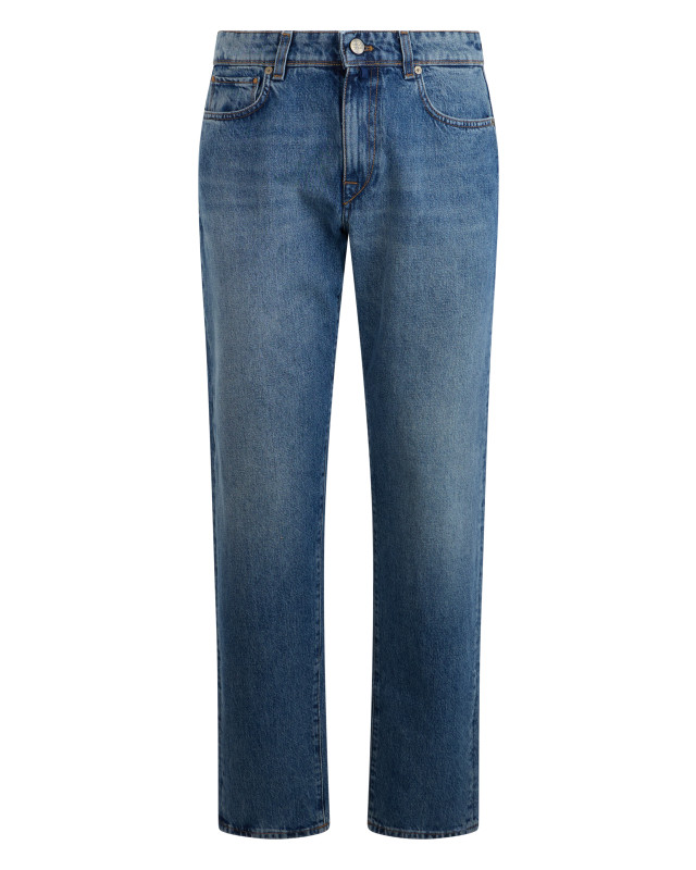 Straight cut jeans