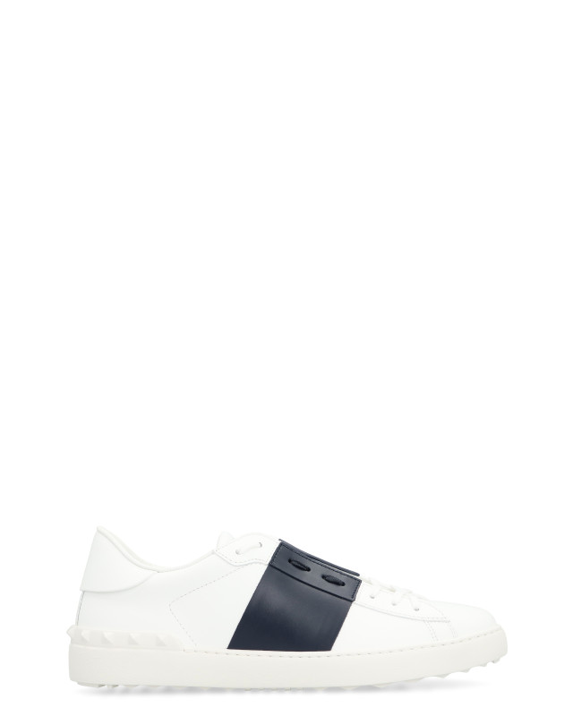 Open leather low-top sneakers