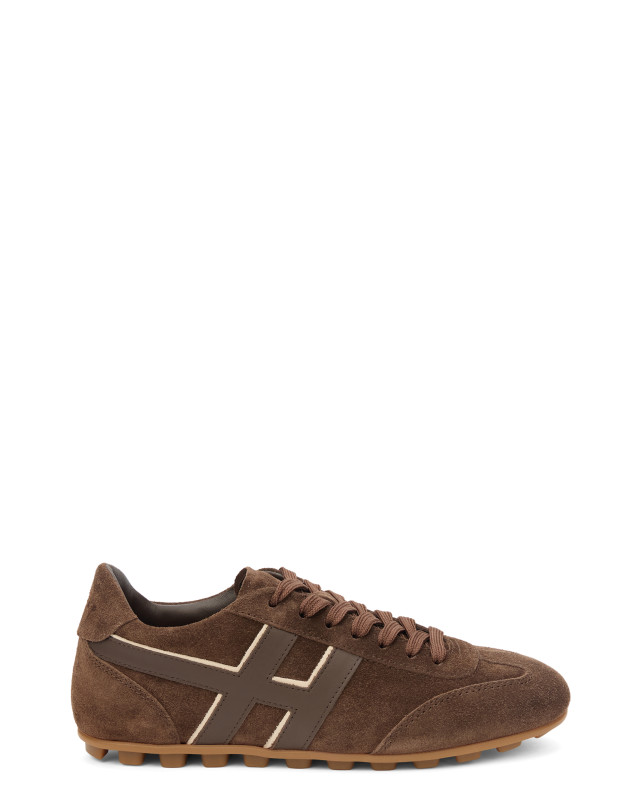 Suede sports shoes