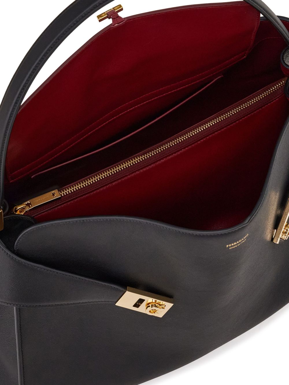 FERRAGAMO 219939 781693006
