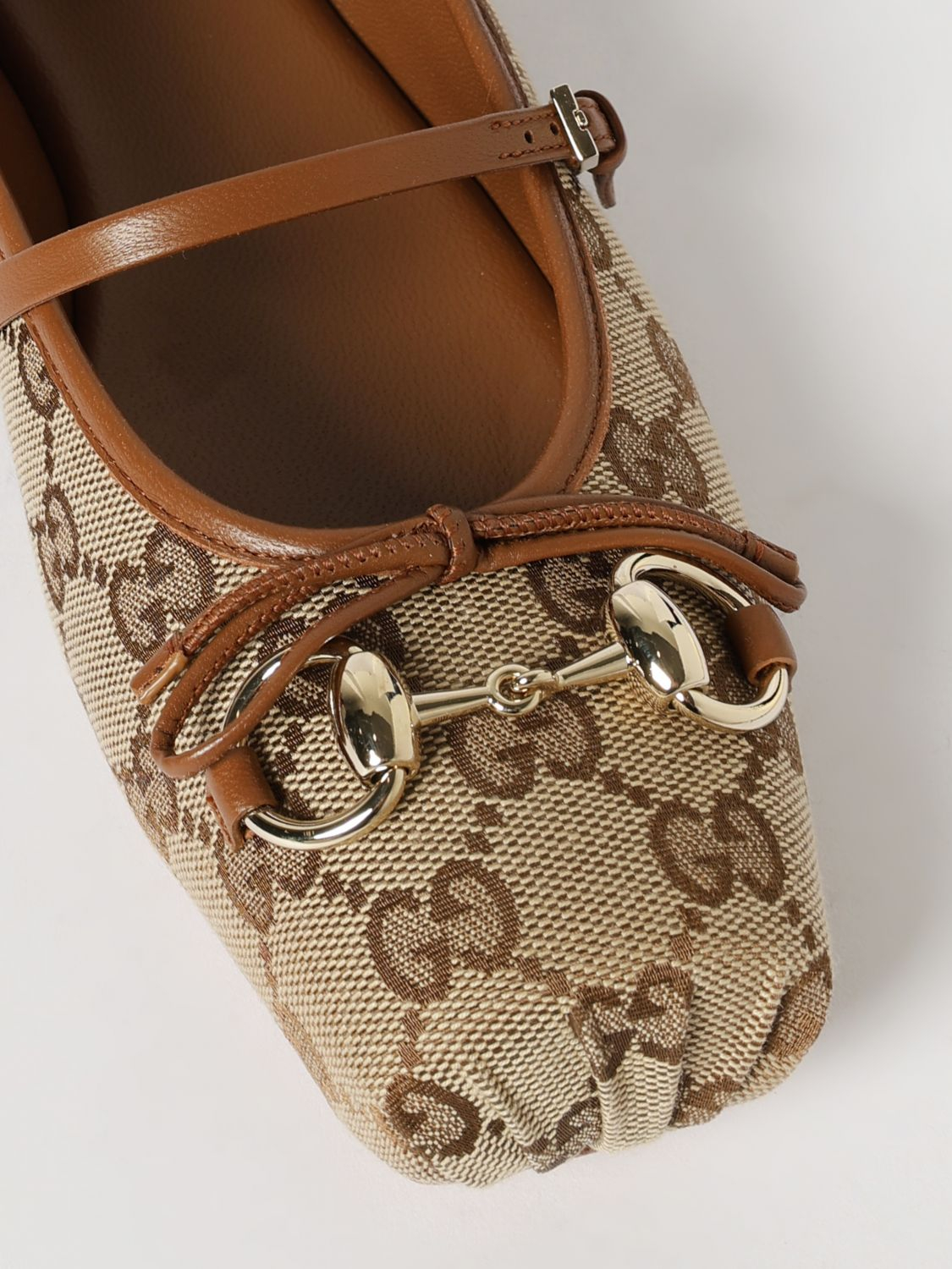 [Gucci] Flat shoes SS26 814321FAD6C 9745