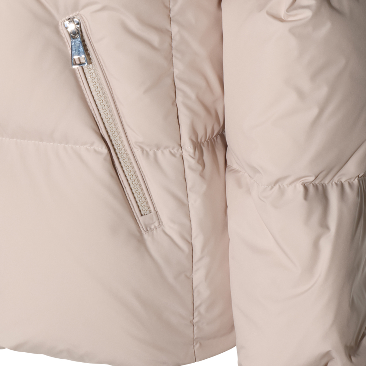 [Moncler] Down jacket FW26 L20931A0019754A8121E