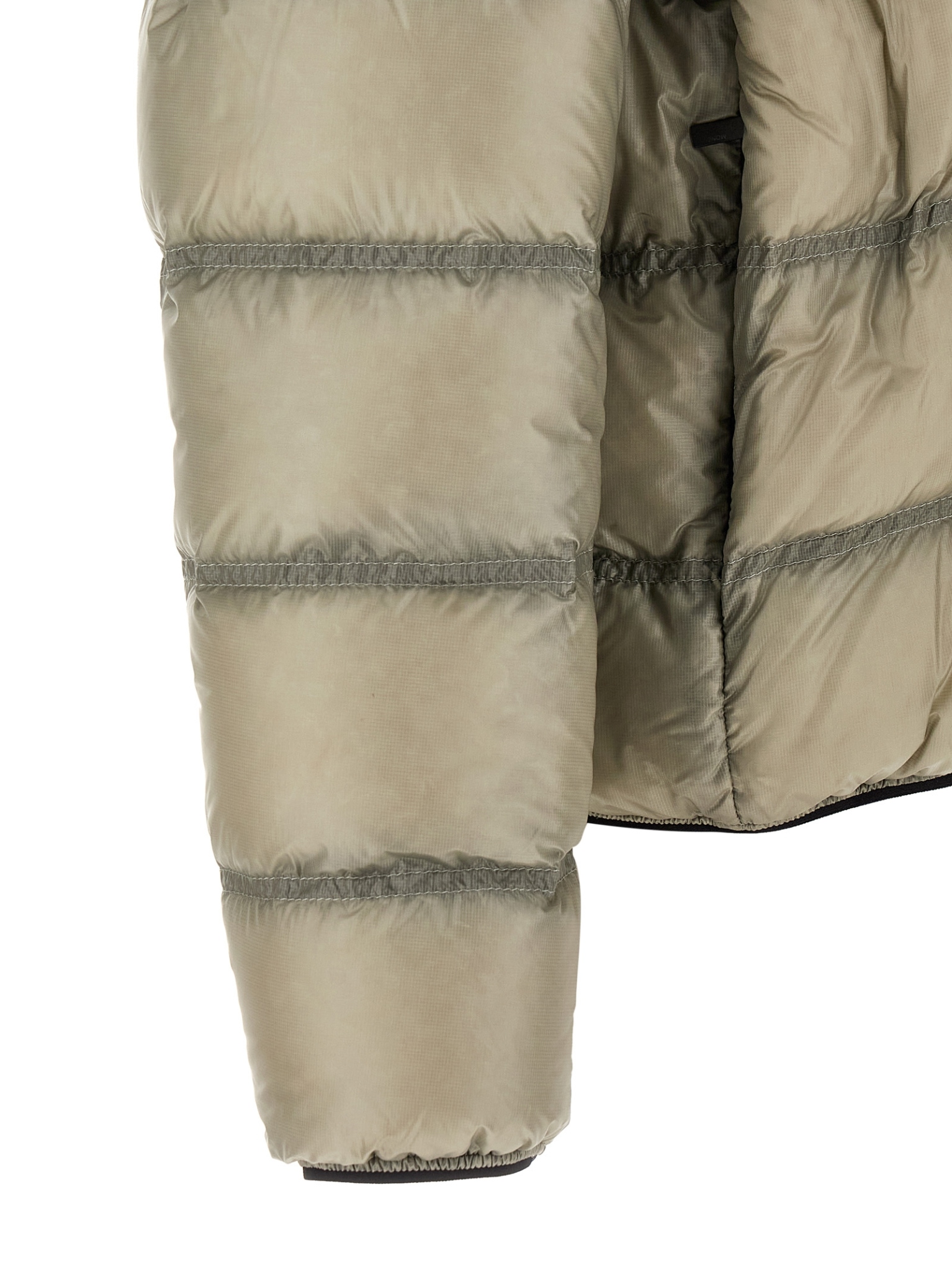 [Moncler] Down Jacket FW26 L20911A00033595B1215