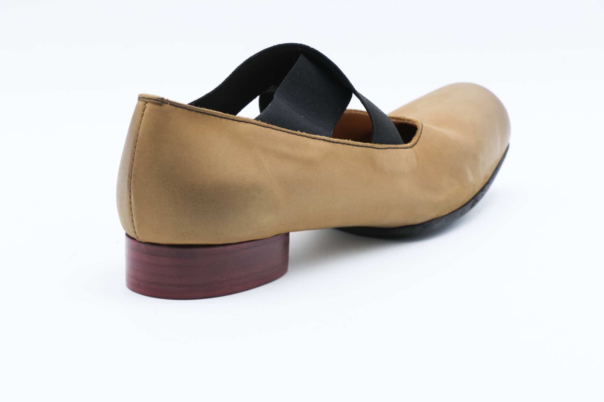 [UMA WANG] Pumps FW26 US9006UW247