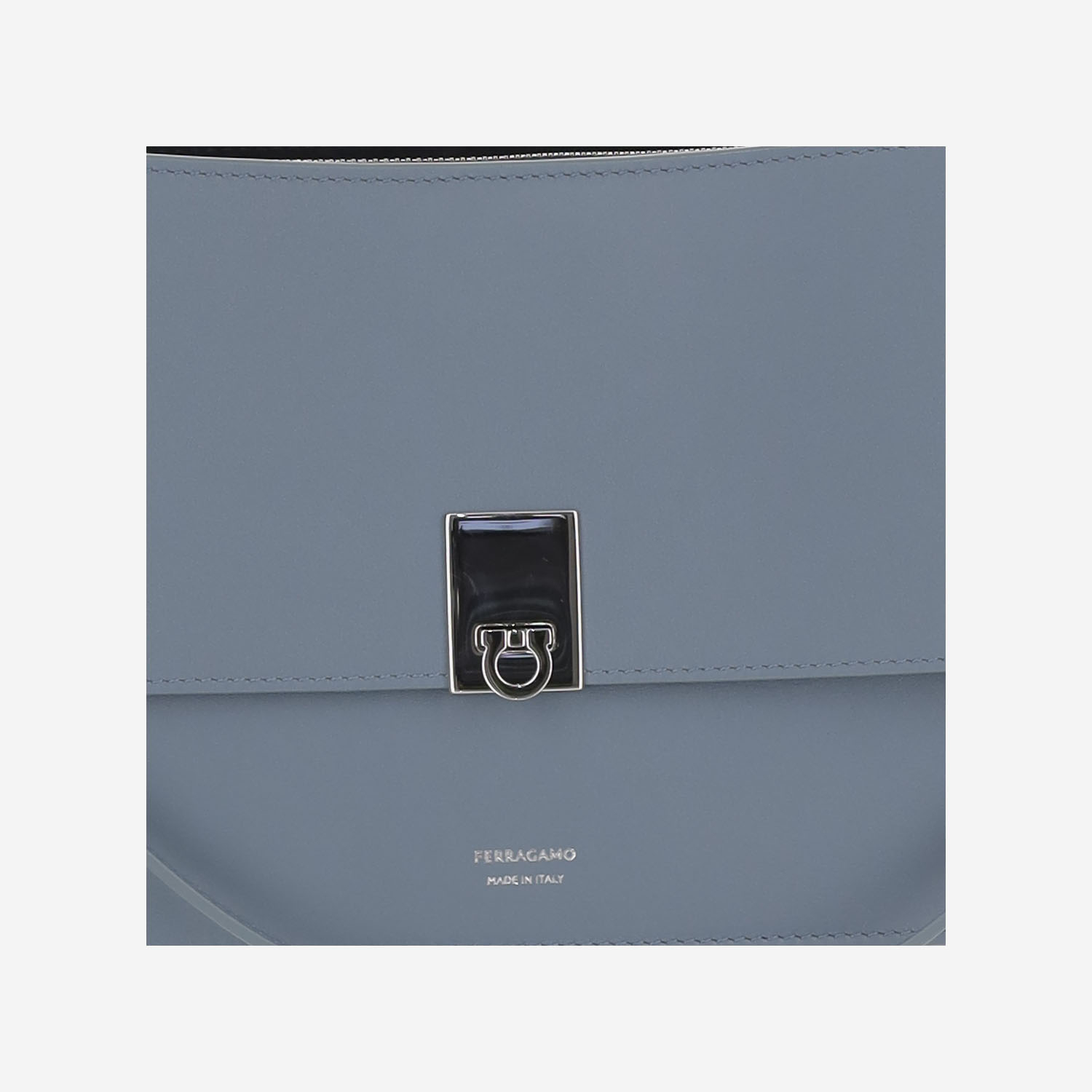 [Salvatore Ferragamo] Shoulder bag FW26 21A904006