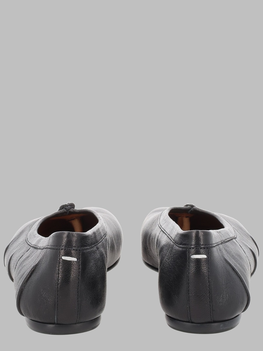 [Maison Margiela] Flat shoes FW26 S58WZ0127_P3753T8013