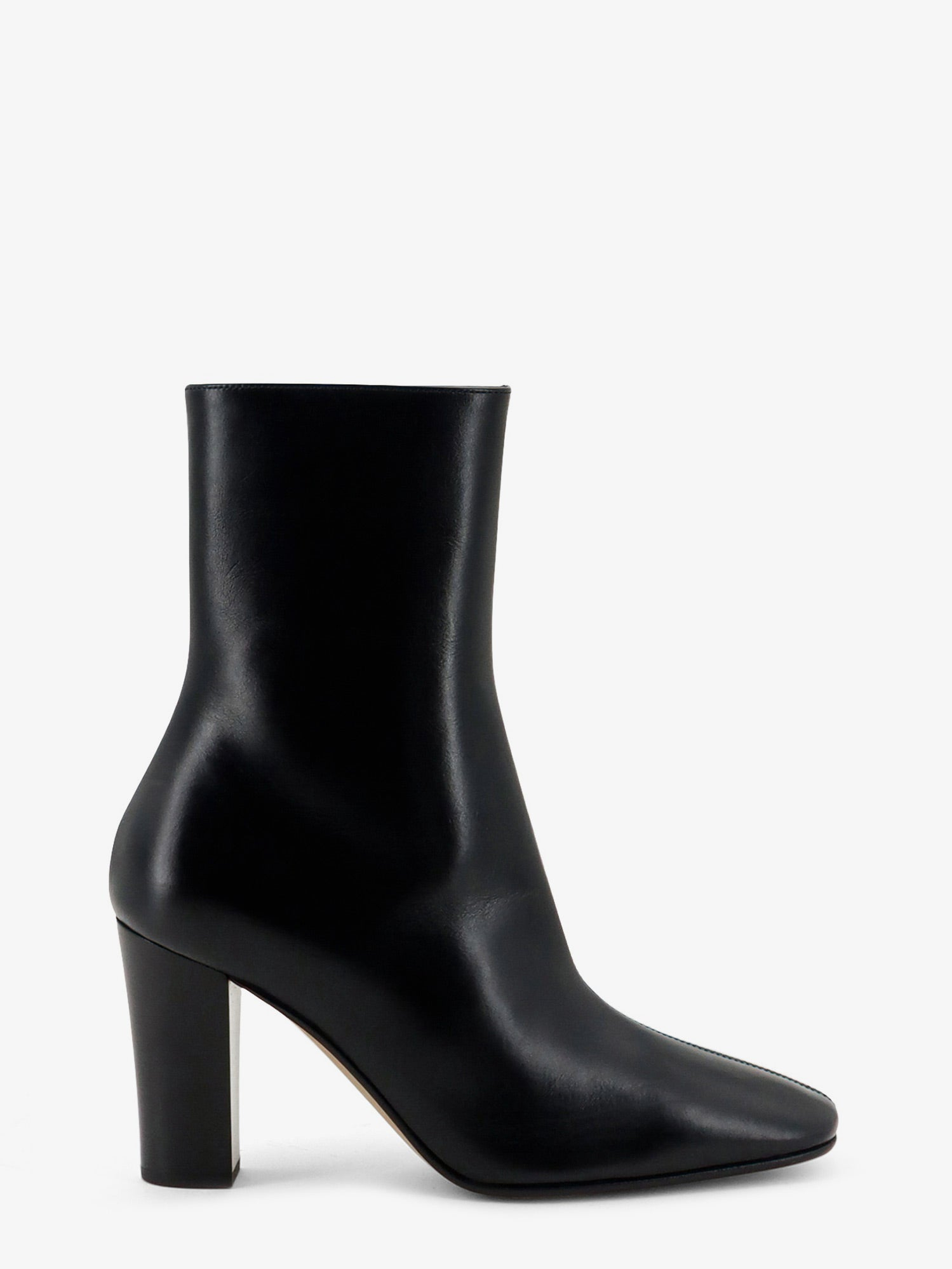 [THE ROW] Boots FW26 F001240L872BLK