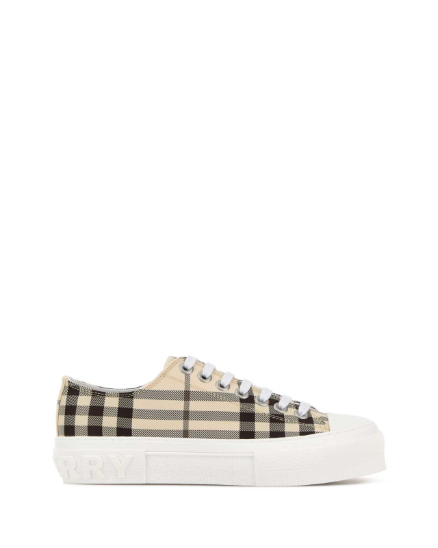 [Burberry] Sneakers SS26 8118636 B2529